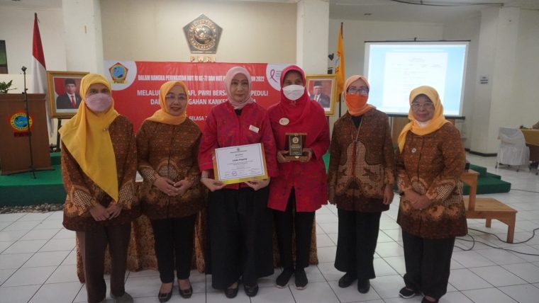 Kegiatan Pemeriksaan Mamografi Bagi Anggota PWRI. (Dok. Businessnews/Syafa Alhimam Arta)