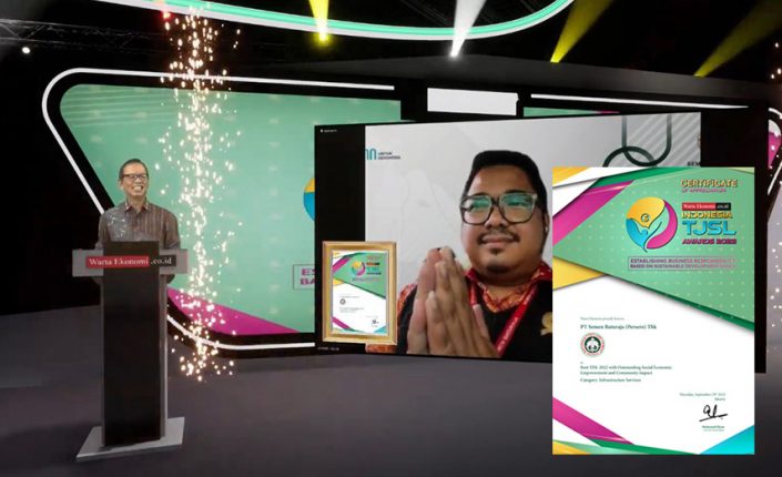 Semen Baturaja Sabet Penghargaan Best TJSL 2022