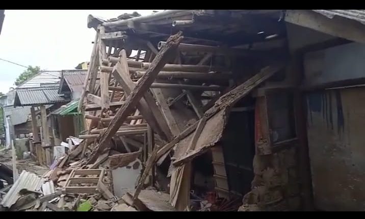 Keadaan Gempa di Cianjur, Jawa Barat Dok : Warga