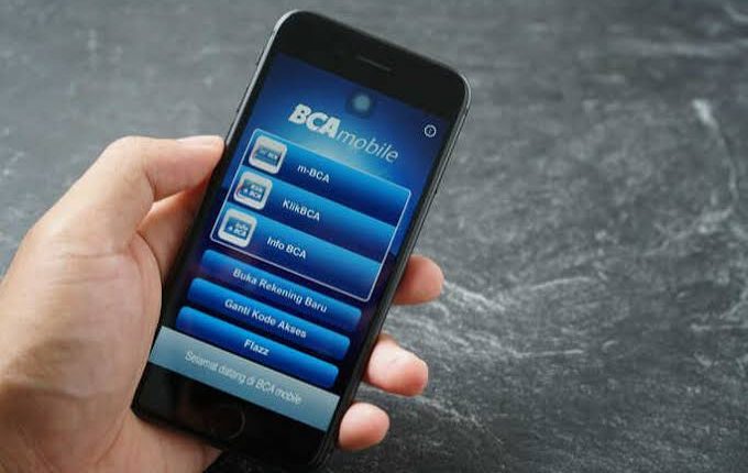 Ilustrsi BCA Mobile.