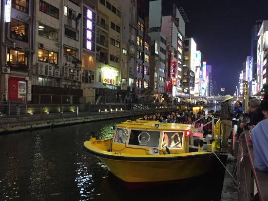 Wisata menyusuri sungai Dotonbori. (Tripadvisor)