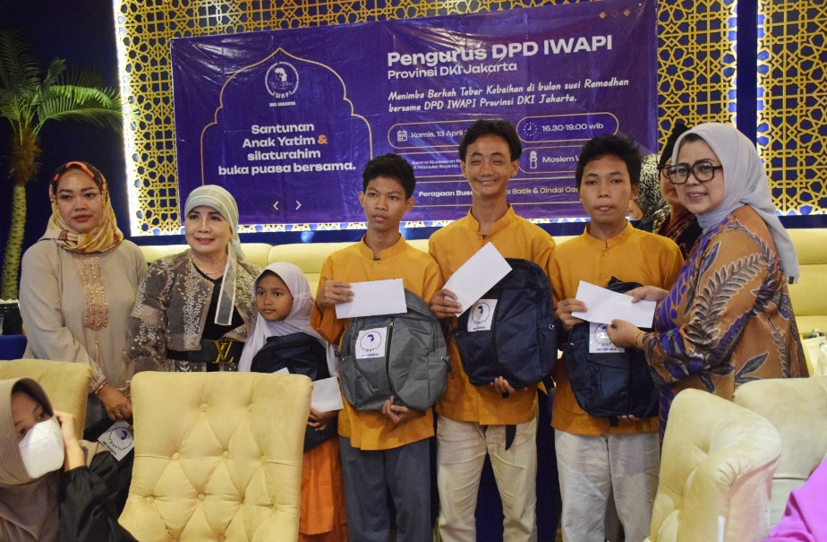https://businessnews.co.id/2023/04/15/meriahkan-ramadan-dpd-iwapi-provinsi-dki-jakarta-beri-santunan-dan-bukber-dengan-anak-yatim/