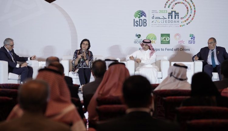 Menkeu Sampaikan Kepemilikan Saham Indonesia di IsDB Duduki Posisi ke-3