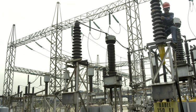 Terang Benderang! PLN Sediakan 988 Sambungan Listrik Gratis untuk Warga Jember