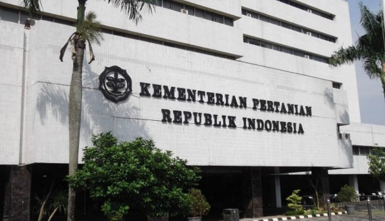 Kementan Mendorong Petani Milenial Mengadopsi Smart Farming