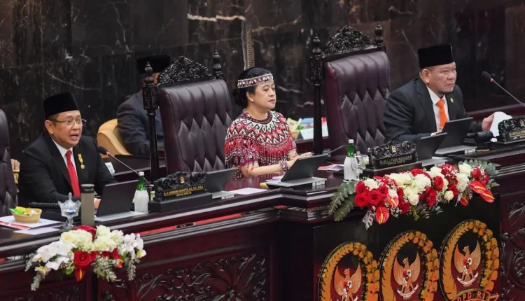 (ANTARA FOTO/Galih Pradipta)