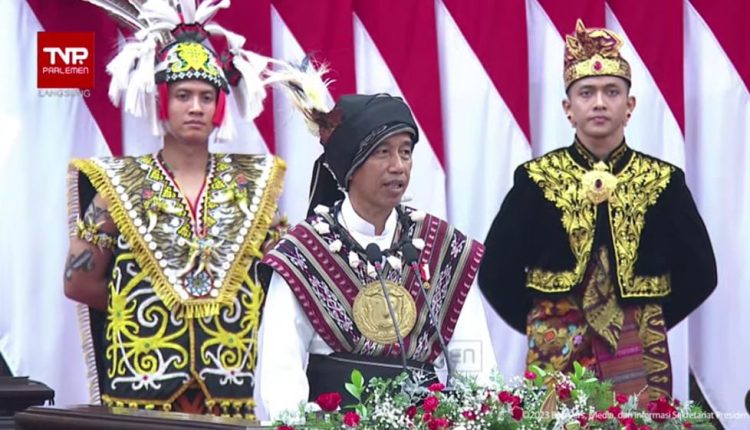Presiden Jokowi saat sidang tahunan MPR, DPR dan DPD RI, Jakarta, Rabu (16/8/2023). (Tangkapan layar Youtube Setpres RI)