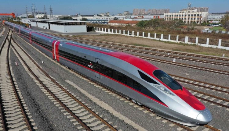 Menteri Perhubungan Yakin Kereta Cepat Jakarta-Bandung Aman untuk Dijajal oleh PM China