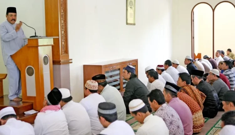 Mendalami Empat Fungsi Khotbah Jumat dalam Pembelajaran Umat Muslim