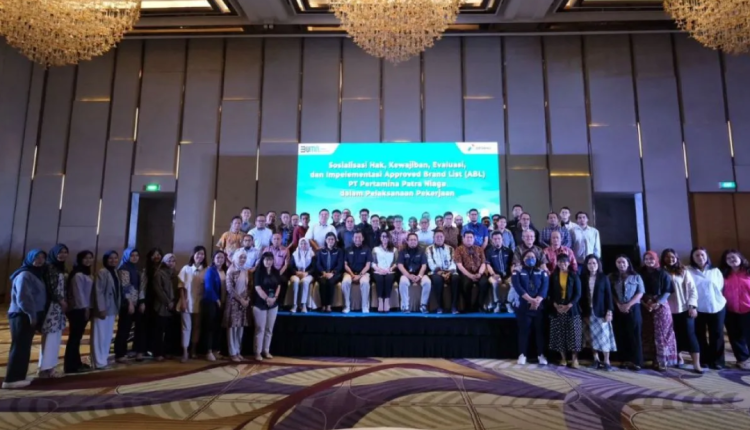 Pertamina Patra Niaga bersama Direktorat Bina Usaha Perdagangan Kementerian Perdagangan Republik Indonesia bersinergi mengadakan sosialisasi mengenai regulasi distribusi barang oleh mitra Approved Brand List (ABL).