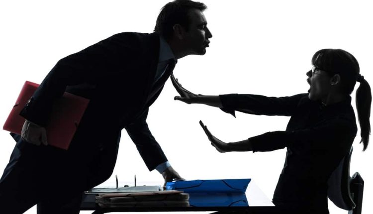 Manajemen Krisis Pelecehan Seksual di Kendaran Umum oleh PPPA (Ilusrasi Pelecehan Seksual/Foto : Freepik)