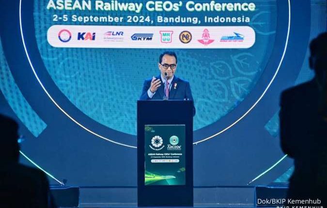 Songsong Indonesia Maju, Pembangunan Kereta Api Sudah di Jalur Tepat