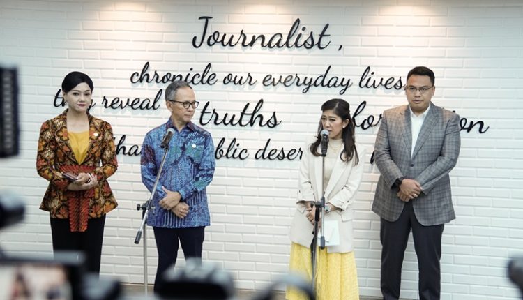 Menkomdigi Minta Platform Digital Perangi Judi Online